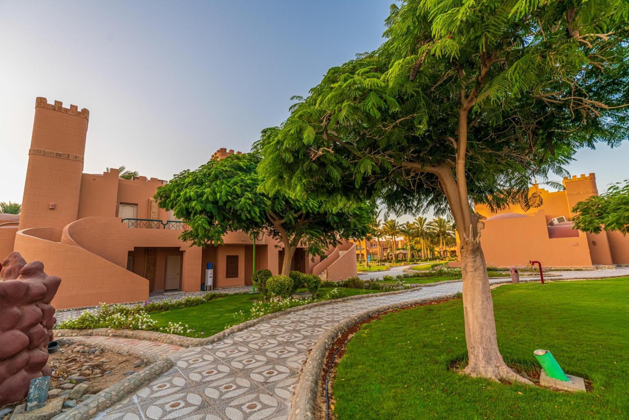 Akassia Swiss Resort El Qoseir Exterior photo